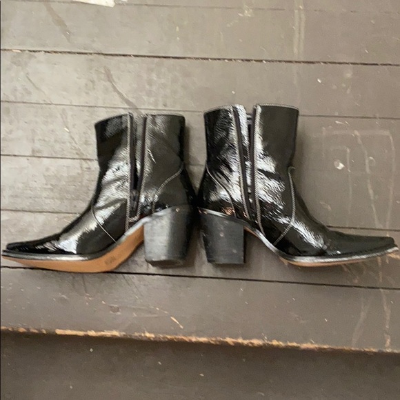 UO western cowgirl boots - Picture 7 of 7